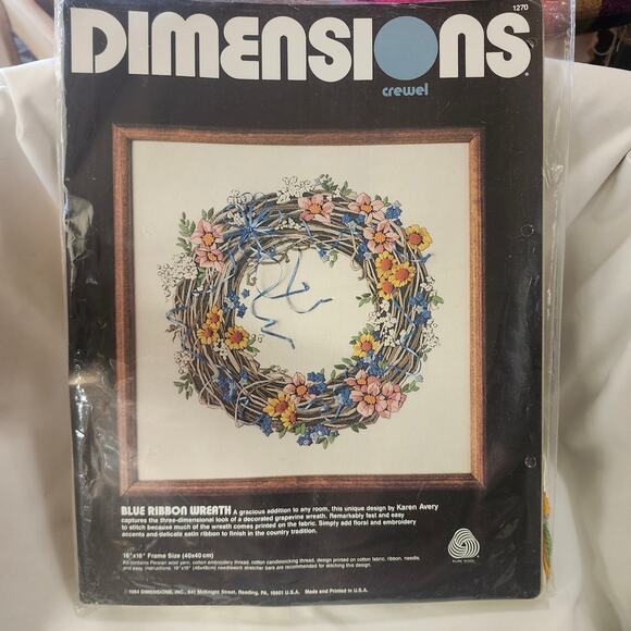 Blue Ribbon Wreath Crewel Kit Dimensions 16 x 16 Opened Complete 1270 B28 - Picture 1 of 10